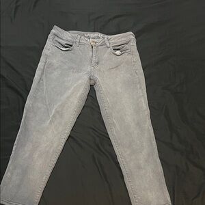 American eagle Women's Cropped Jeans in Light Gray